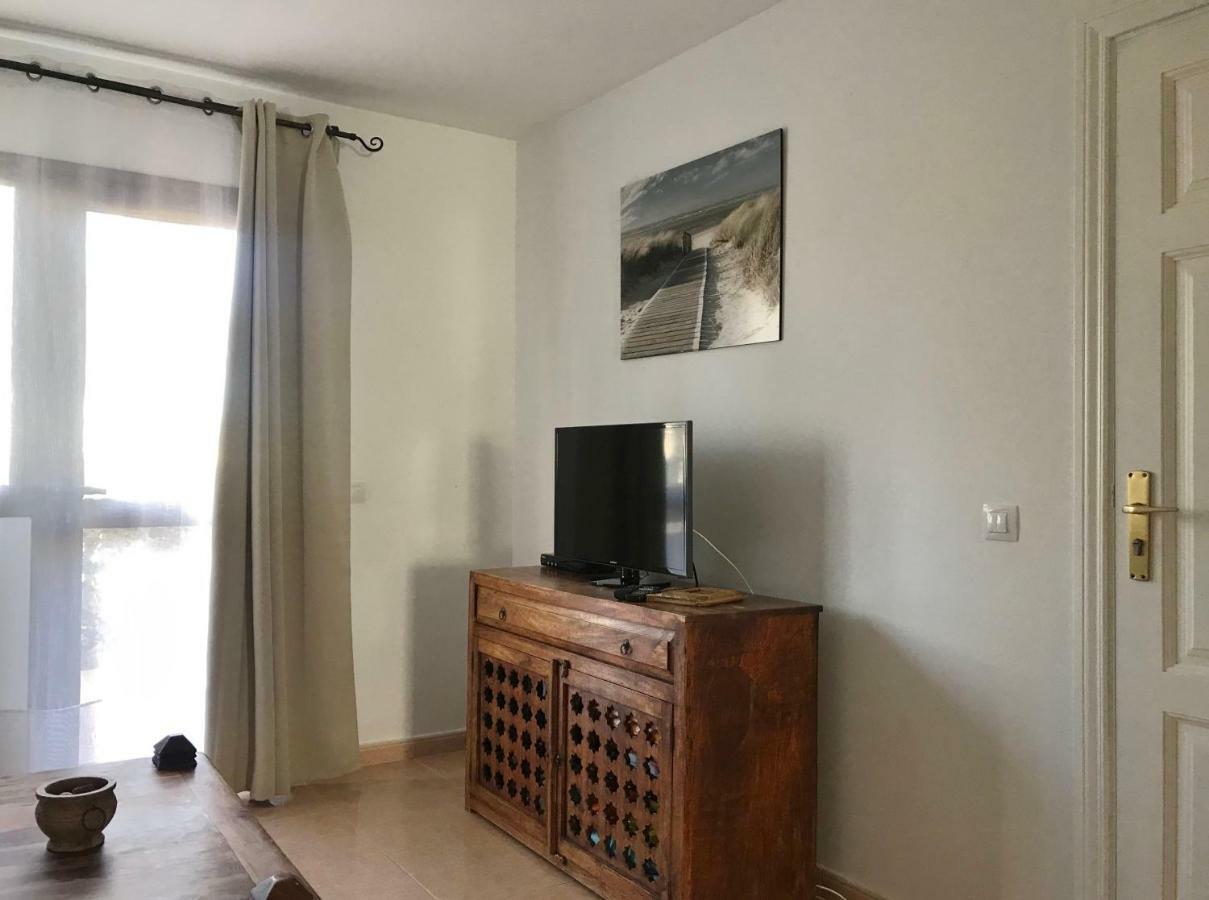 My Pretty Home - Lovely And Spacious Surrounded By Tropical Gardens - Private Covered And Uncovered Terrace - Pool - Parking - Free Fibre Optic Internet Corralejo Exteriér fotografie